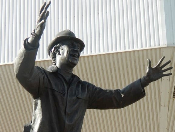 Bob Stokoe statue/Colin Young
