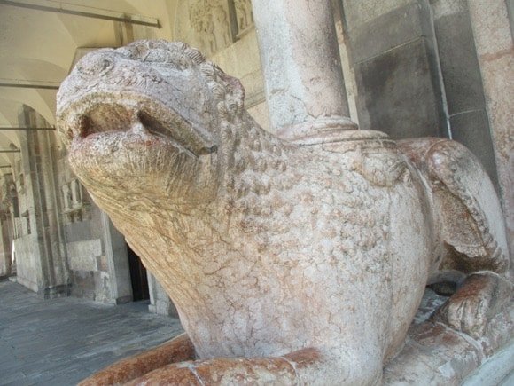 Welcome to Cremona/Peterjon Cresswell