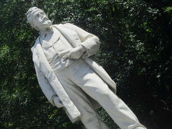 Welcome to Cremona/Peterjon Cresswell