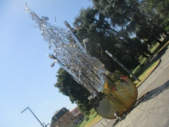 Welcome to Cremona/Peterjon Cresswell