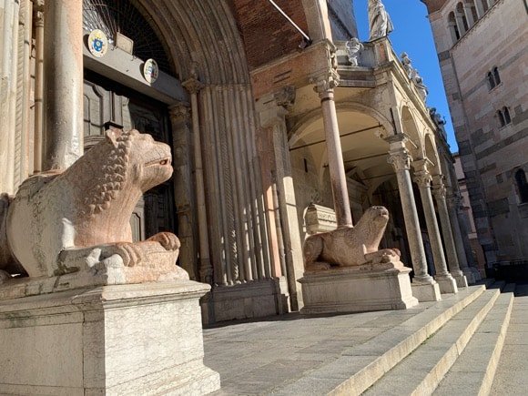 Welcome to Cremona/Alan Deamer