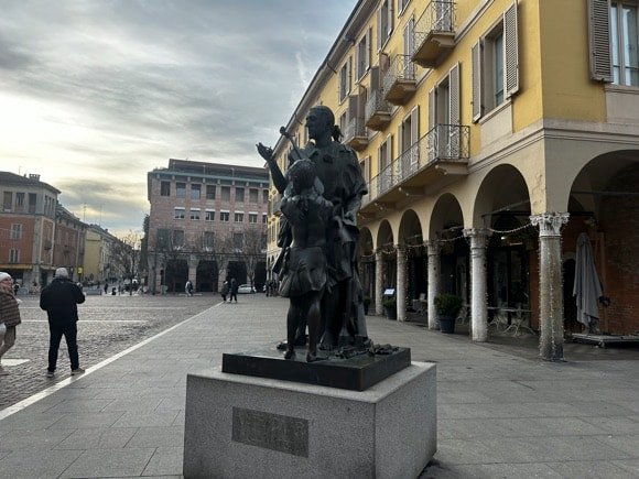 Welcome to Cremona/Joe Stubley