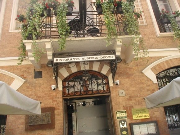 Hotel Duomo/Peterjon Cresswell