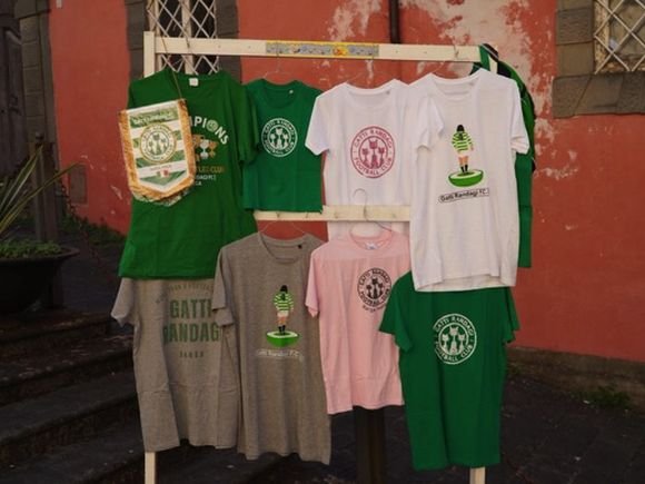 Stray Cats stock: T-shirts for every occasion