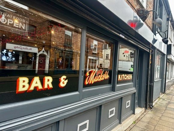 G&J Muckers/Joe Stubley