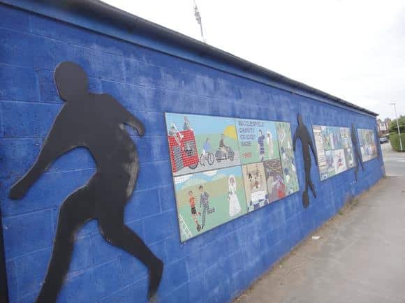Macclesfield FC mural/Peterjon Cresswell
