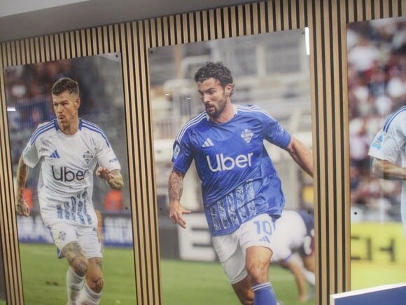 Como 1907 Fan Shop/Peterjon Cresswell