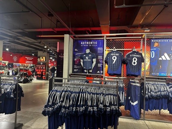 Manchester United Megastore/Joe Stubley