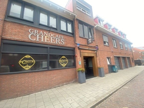 Grandcafé Cheers/Kate Carlisle