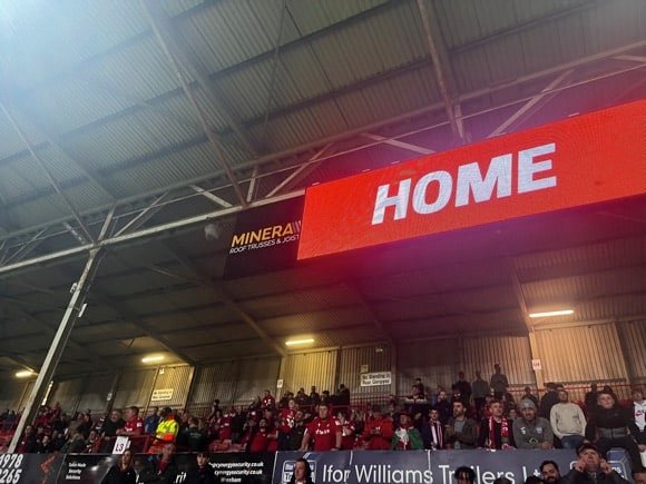 Racecourse Ground/Joe Stubley