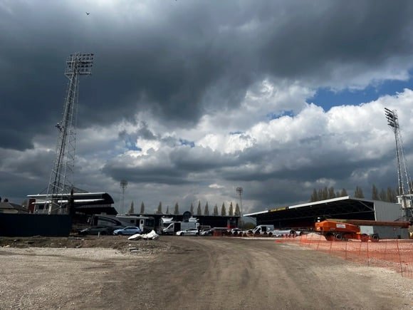 Racecourse Ground/Joe Stubley