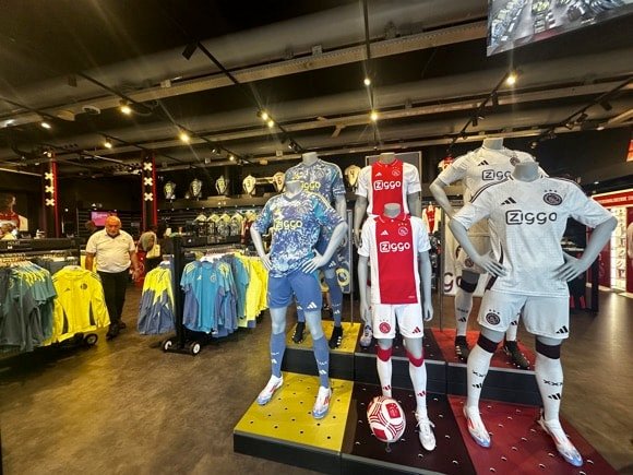 Ajax shop/Joe Stubley