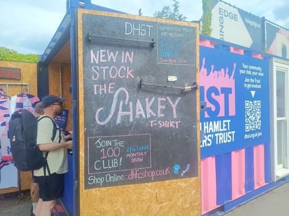 Dulwich Hamlet MegaContainer/Brian Mulligan