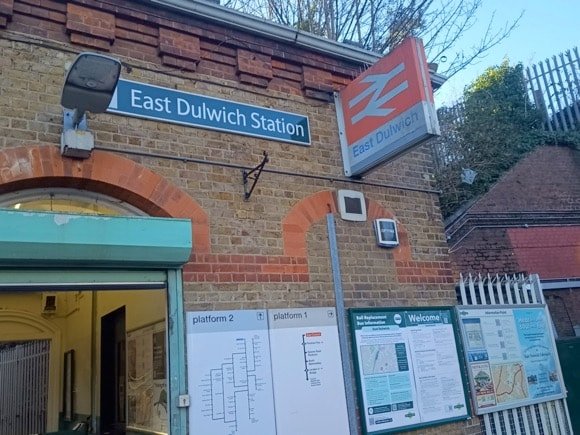 Dulwich Hamlet transport/Brian Mulligan