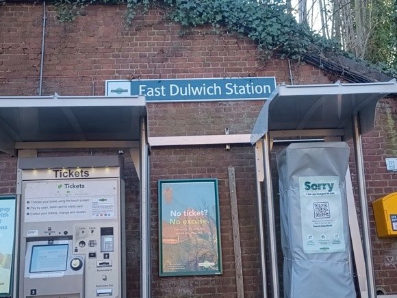 Dulwich Hamlet transport/Brian Mulligan