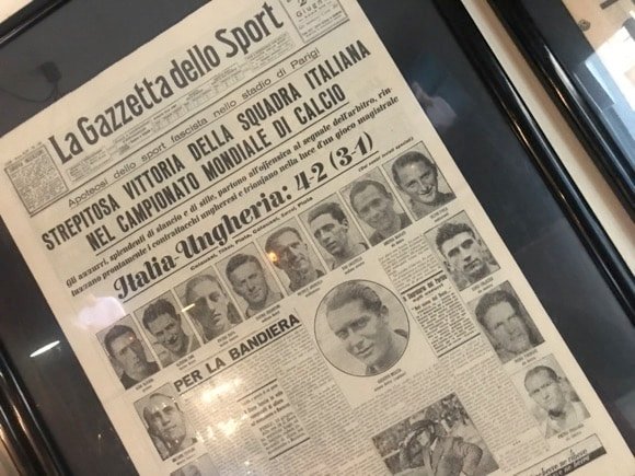 Mind The Gap/Peterjon Cresswell