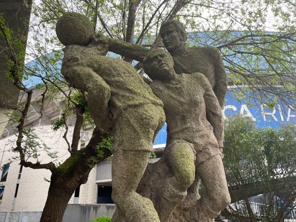 Statue at Estadio Riazor/Ben James