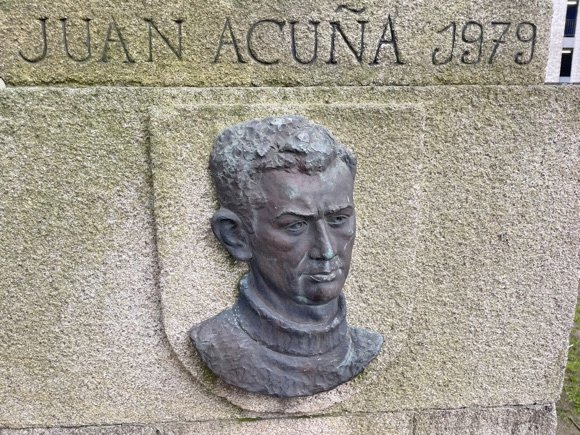 Statue of Juan Acuña/Ben James