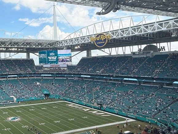 Hard Rock Stadium/Edward de la Fuente – itinerantfan.com