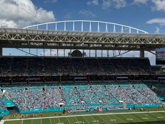 Hard Rock Stadium/Edward de la Fuente – itinerantfan.com