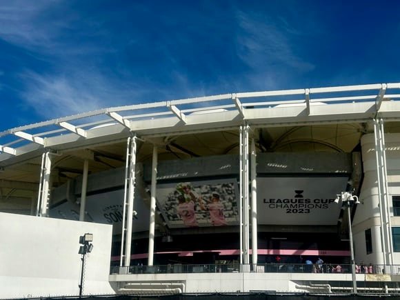 Nu Stadium/Joe Stubley