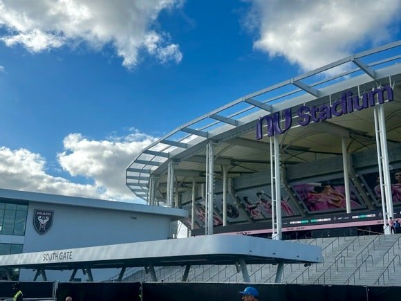 Nu Stadium/Joe Stubley
