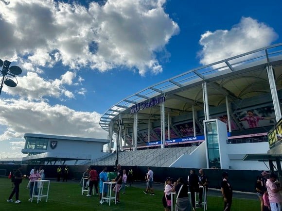 Nu Stadium/Joe Stubley