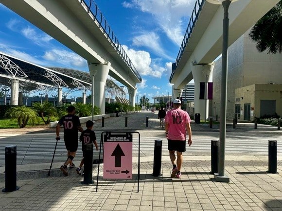 Inter Miami transport/Joe Stubley