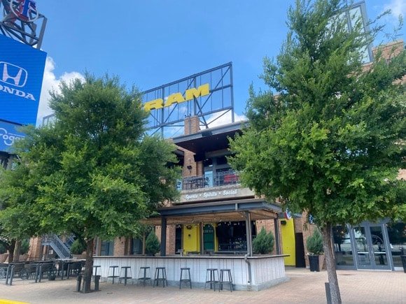 Texas Live!/Kate Carlisle