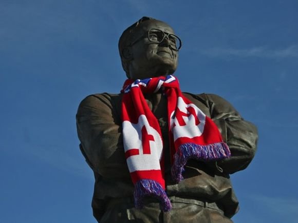 Statue of Lamar Hunt/Ian Thomson