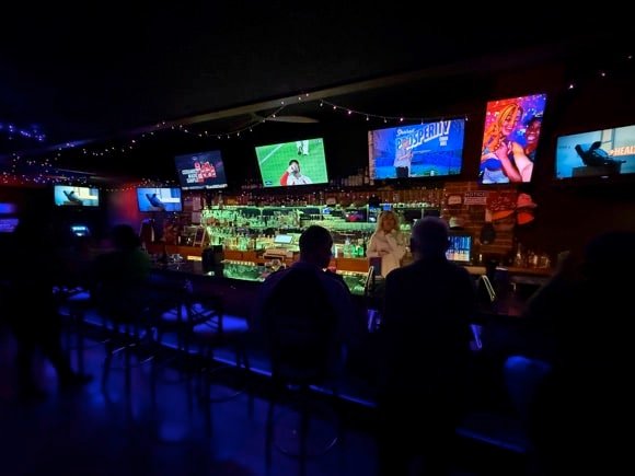 Banter Bar/Tony Pierce
