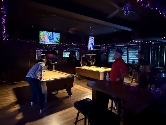 Banter Bar/Tony Pierce