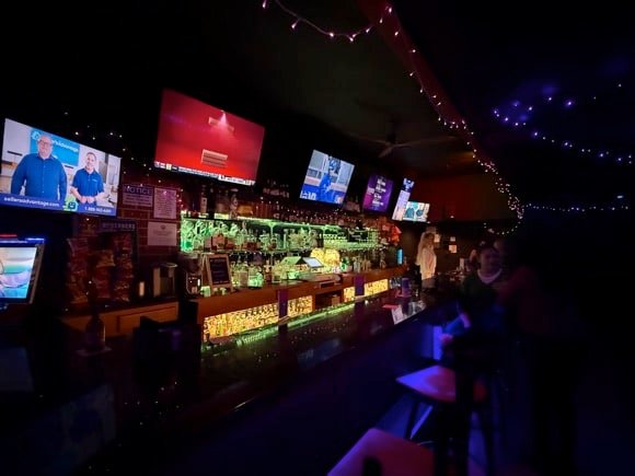 Banter Bar/Tony Pierce