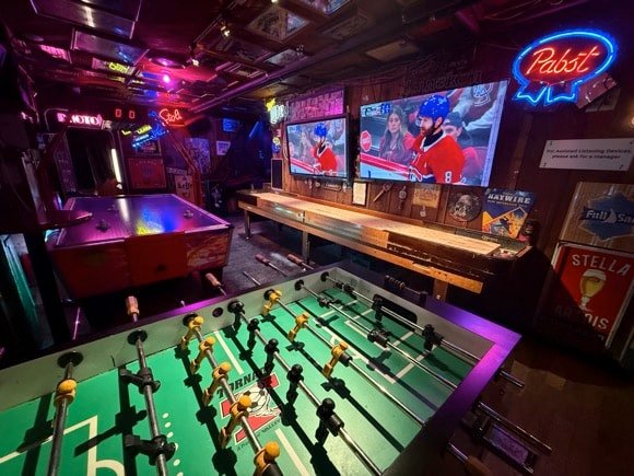 Barney’s Beanery/Tony Pierce