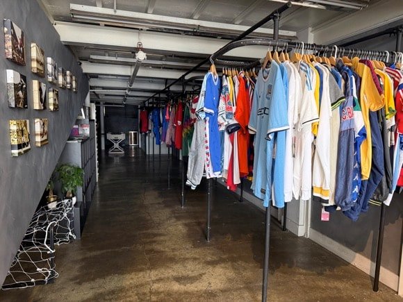 Football Boutique/Tony Pierce