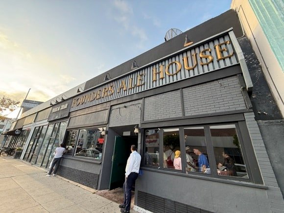 Founders Ale House/Tony Pierce