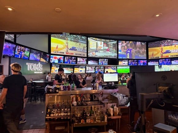 Tom's Watch Bar/Tony Pierce