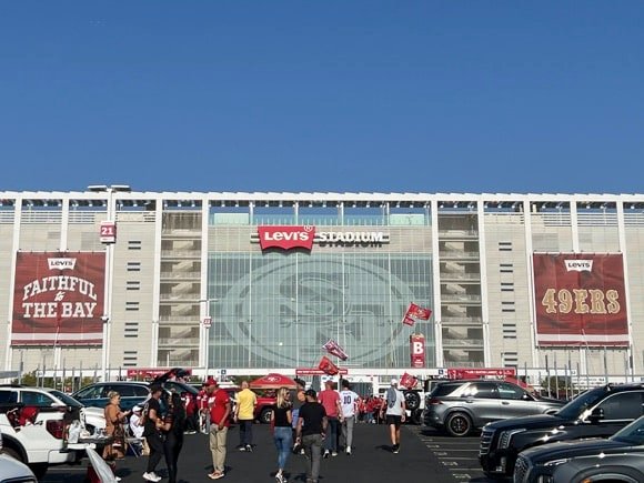 Levi's Stadium/Edward de la Fuente – itinerantfan.com