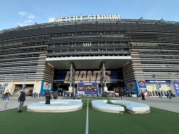 MetLife Stadium/Edward de la Fuente – – itinerantfan.com