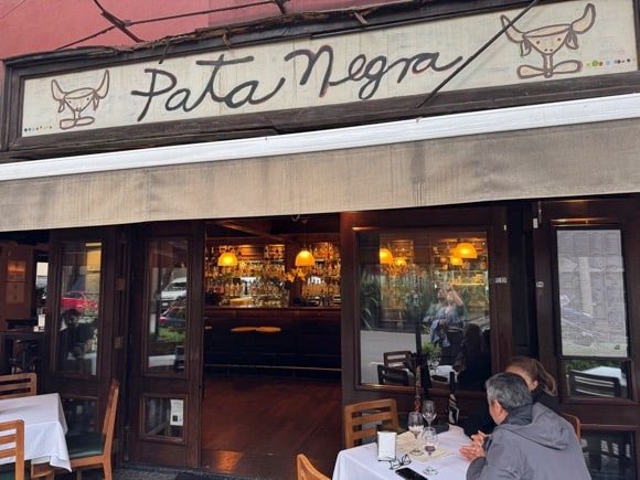 Pata Negra Centro Histórico/Jennifer Fernández Solano
