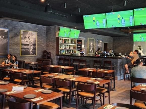 Strikers Sports Joint/Stephen Woodman