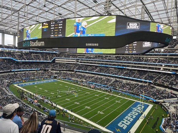SoFi Stadium/Edward de la Fuente – itinerantfan.com