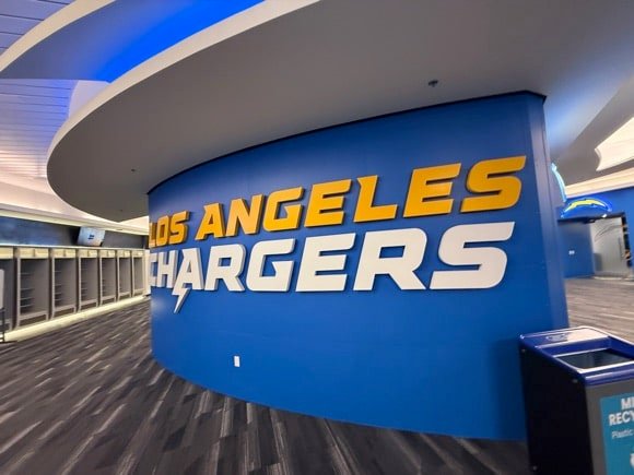 SoFi Stadium/Tony Pierce