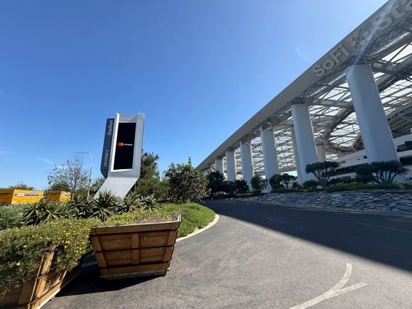 SoFi Stadium/Tony Pierce