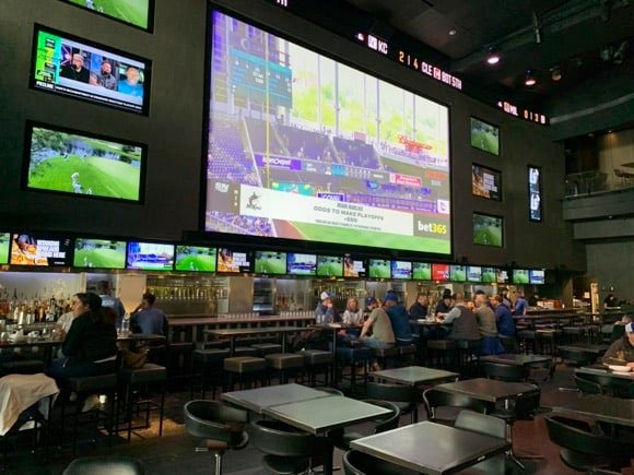 Real Sports Bar & Grill/John Slama