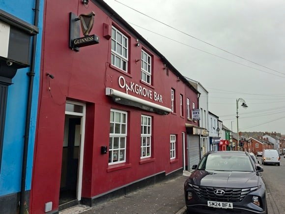 Oakgrove Bar/Peter Hegarty