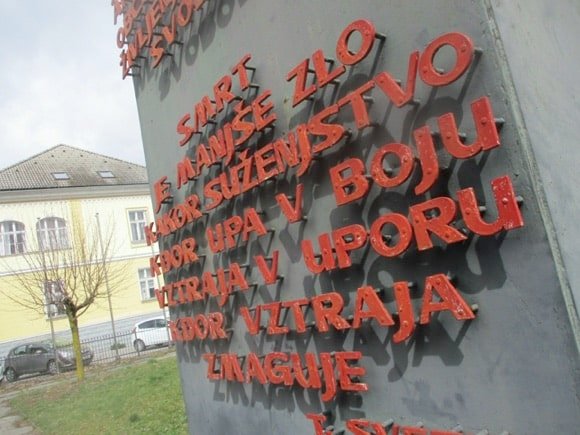 Domžale war memorial/Peterjon Cresswell