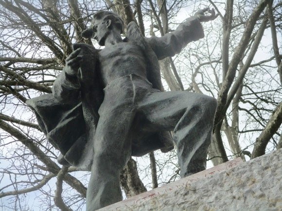 Domžale war memorial/Peterjon Cresswell