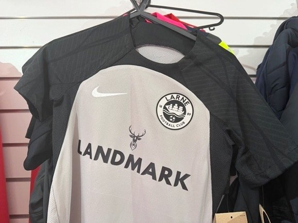 Larne FC Superstore/Mariia Makarova