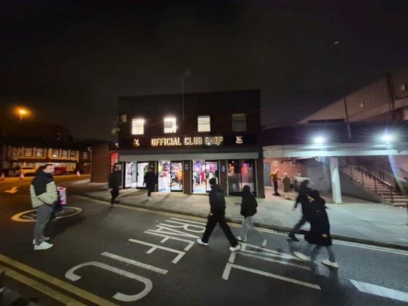 Crystal Palace club shop/Colin Young